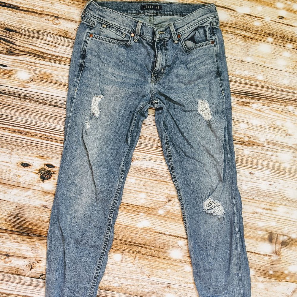 Level 99 Distressed Jeans